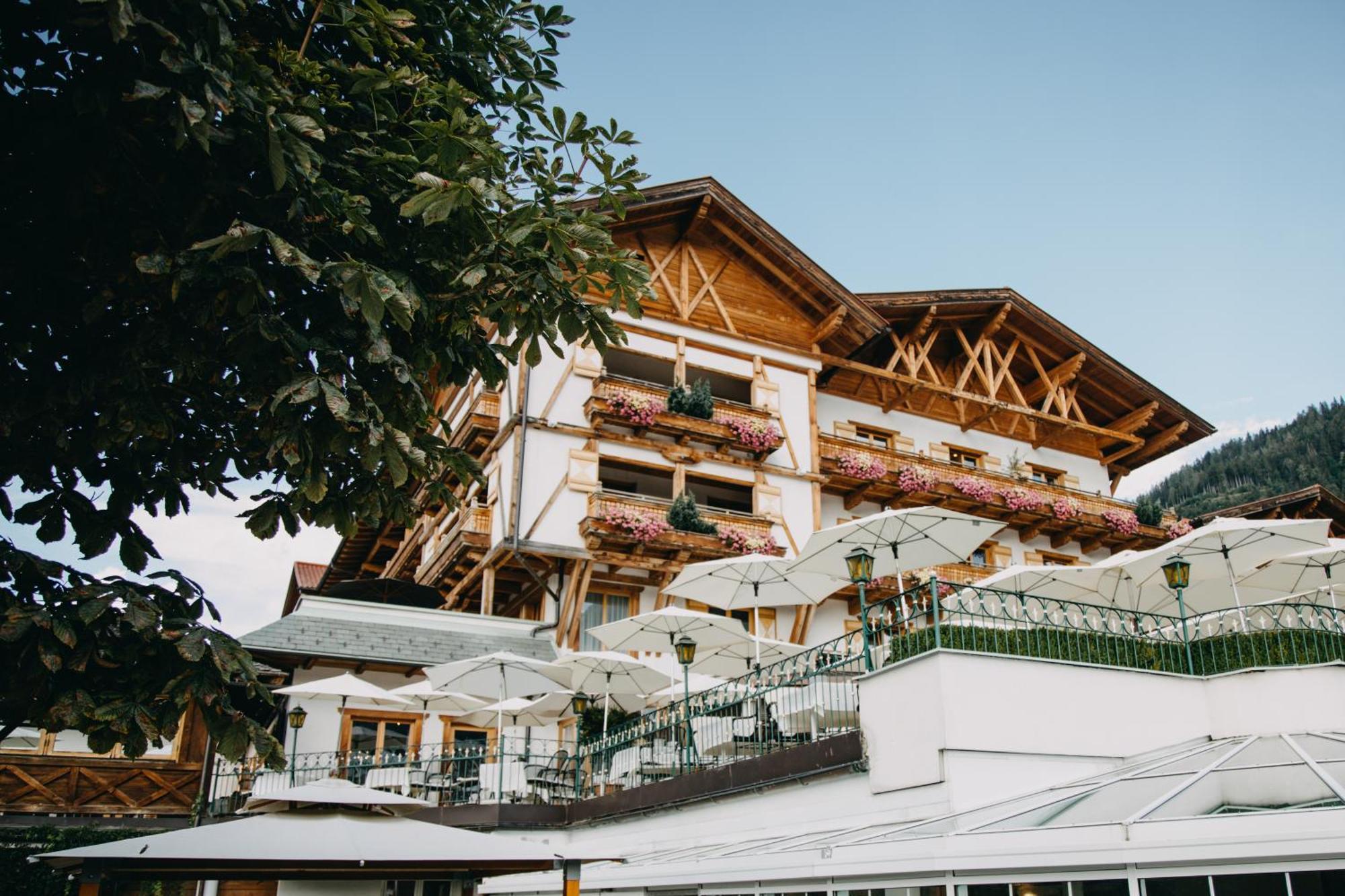 Hotel Oberforsthof Sankt Johann im Pongau Bagian luar foto